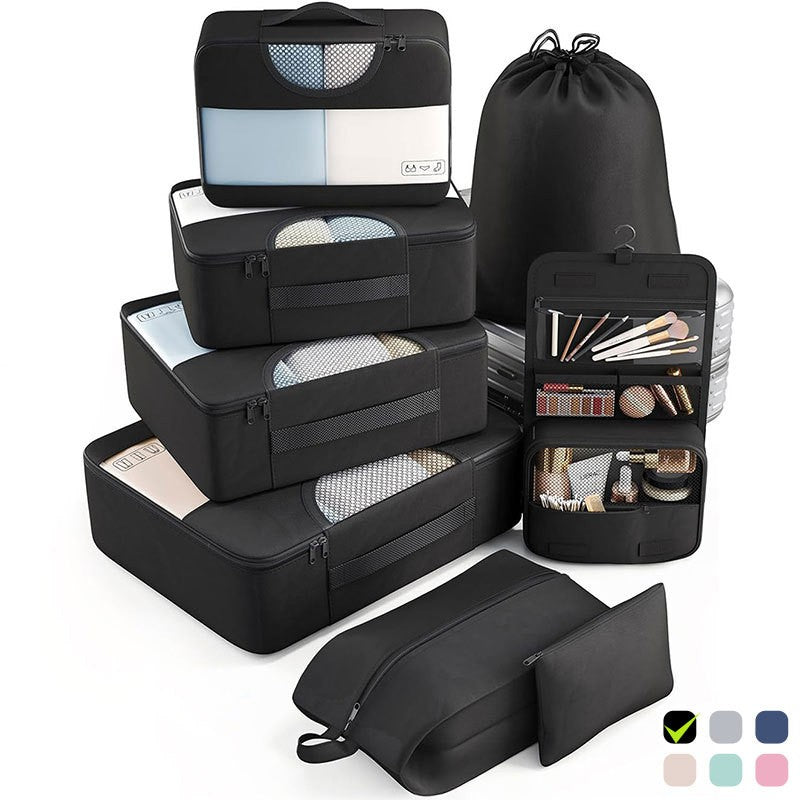 Organisateur de valise CubeFold™ 8 pièces : 4 cubes + trousse suspendue + sac linge → sac à dos. Twill durable, zip métal, mesh aéré. Valise rangée en 30s.