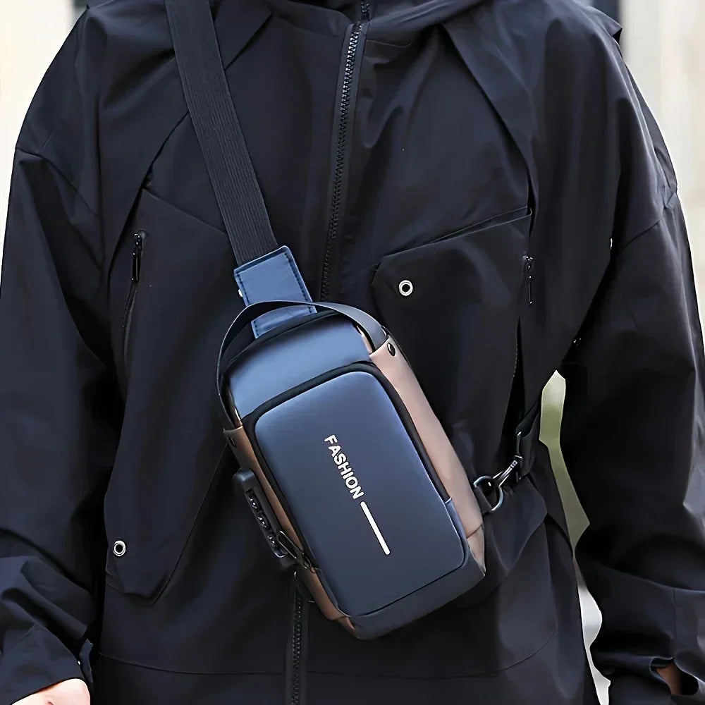 Détail de la fermeture à code secret du sac bandoulière sécurisé VaultPack™