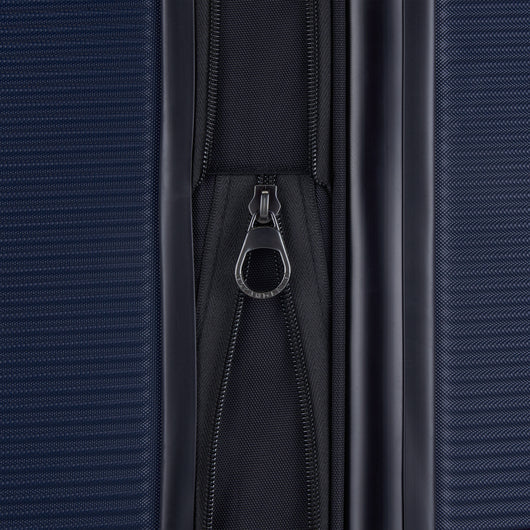 Valise cabine Bugatti Wellington avec 8 roues 360° et finitions vegan leather
