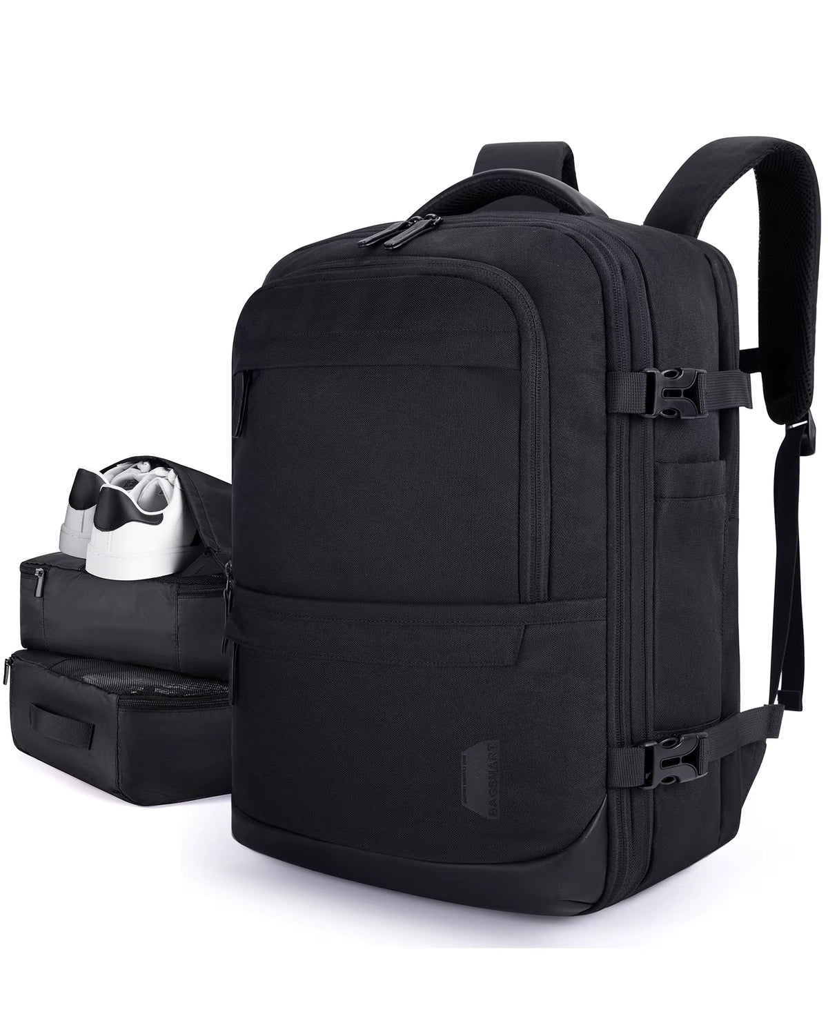 Sac à dos voyage Bag-Smart-RC noir vu de trois quarts, accompagné de deux cubes de rangement et d’un sac à chaussures