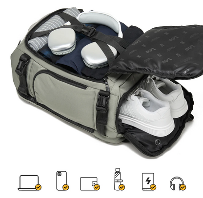 Sac à dos cabine Lee® avec ouverture 180°, passant pour trolley, bandoulières larges et multiples poches pour voyage, sport et usage quotidien.