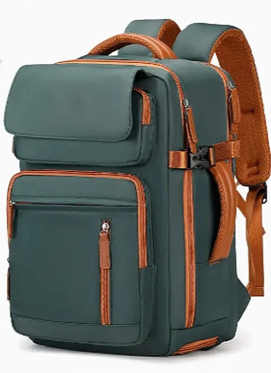 Sac a dos voyage femme Aura Voyage avec compartiment à chaussures séparé et sangle pour valise, design féminin ultra-léger pour ordinateur portable 15,6 pouces.