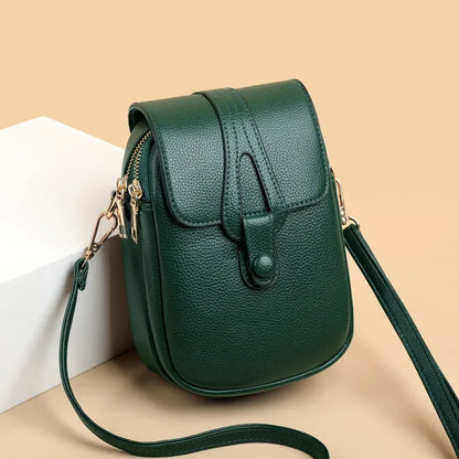 Autour du mot-clé principal "Sac à Main Bandoulière", gravitent de nombreux mots-clés long-tail issus de la description du produit ChicBox™, tels que "sac à main bandoulière pour quotidien stylé", "petit sac bandoulière en cuir PU premium", "sac bandoulière ajustable avec compartiments intelligents", "sac à main bandoulière léger pour liberté de mouvements", "accessoire sac bandoulière polyvalent pour toutes tenues", "sac bandoulière design carré moderne et élégant"