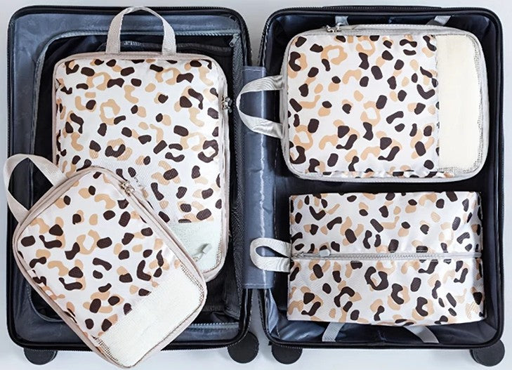 Sac de compression voyage TravelCompress Pro avec système de compression pour vêtements, solution de rangement optimisant l’espace en valise cabine et bagage soute pour voyageurs organisés
