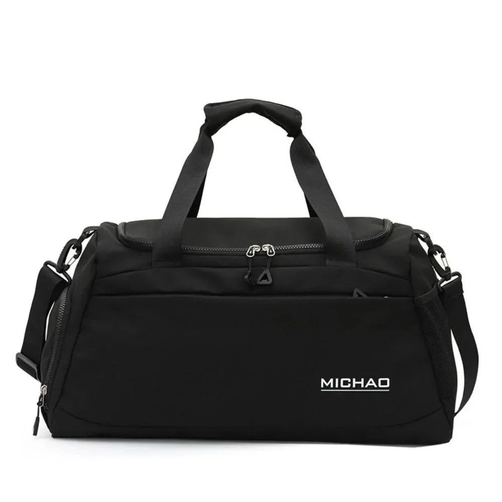 Découvrez le sac de sport femme avec compartiment étanche pour vêtements humides, idéal pour les femmes actives cherchant un sac de sport femme polyvalent pour yoga et piscine, ce sac de sport femme imperméable en polyester Oxford résistant aux intempéries offre une organisation intelligente avec séparation sèche et humide pour éviter les odeurs désagréables, parfait comme sac de sport femme grande capacité 50x27x23 cm pour week-end improvisé ou entraînement quotidien, disponible en coloris tendance comme s