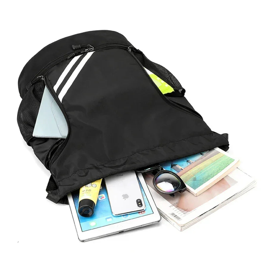 Le sac de sport femme ÉtancPro polyvalent pour fitness et basketball, idéal pour activités quotidiennes et sports collectifs, est un sac à dos sport femme ÉtancPro en térylène imperméable résistant à l'eau pour séances d'entraînement intenses, compact avec capacité inférieure à 20L parfait pour essentials sans encombrement, unisexe au design moderne élégant pour femmes et hommes actifs, polyvalent pour activités de plein air comme randonnée et escalade, résistant à l'eau et à l'usure pour durabilité optimal