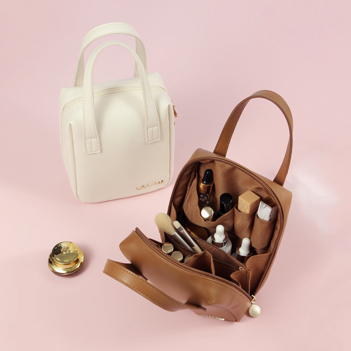 trousse de toilette voyage elegante et compacte en cuir PU disponible en plusieurs coloris pour organisation cabine