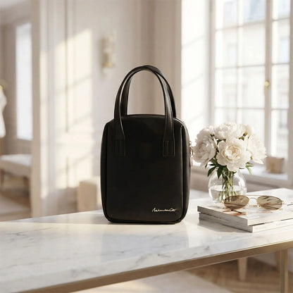 trousse de toilette voyage elegante et compacte en cuir PU disponible en plusieurs coloris pour organisation cabine