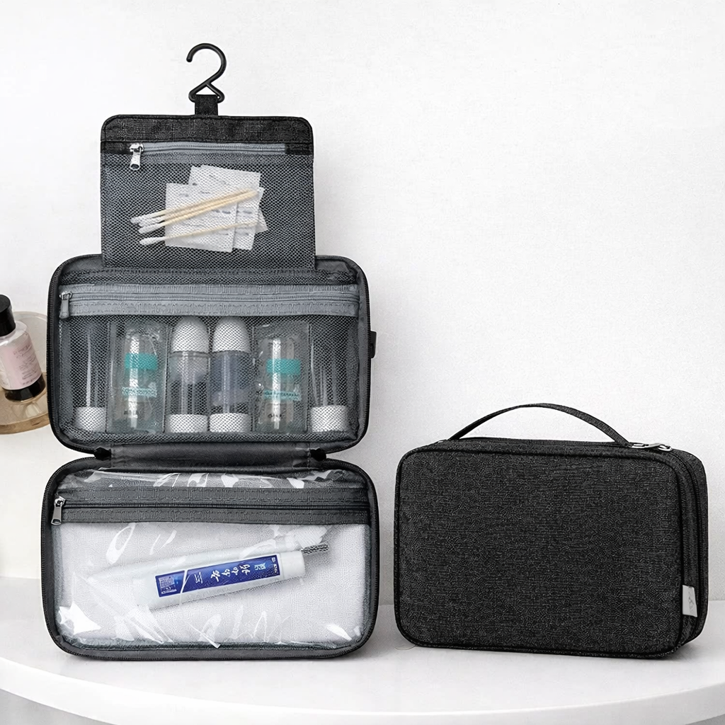 Trousse de toilette suspendue accrochée dans une salle de bain, solution pratique pour voyager et garder ses accessoires bien organisés - noir 3 compartiments